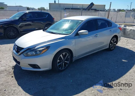 2016 Nissan Altima 2.5 Sr z USA, uszkodzony, nr VIN 1N4AL3AP0GC210928